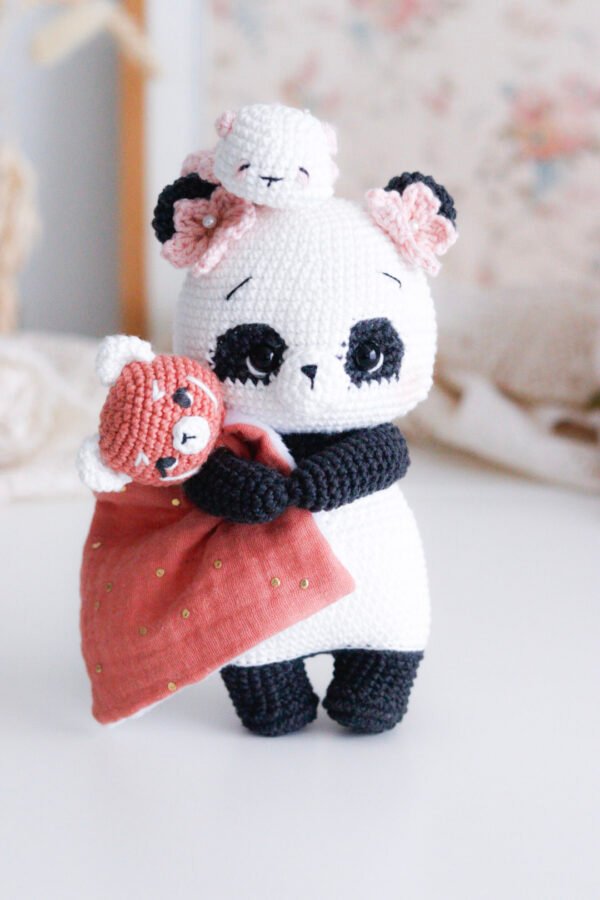 Kit crochet panda complet – matériel et tutoriel pour réaliser un panda en crochet